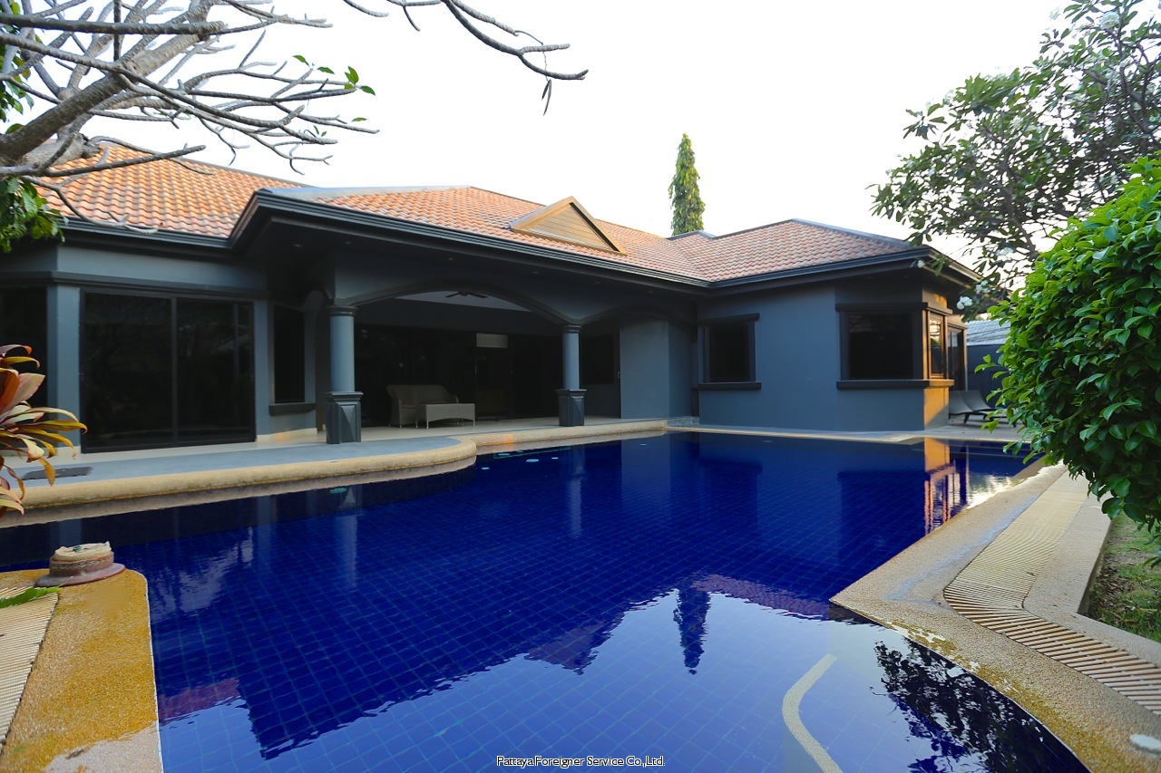 Large luxurious house in Jomtienparkvillas Houses  For rent in Jomtien