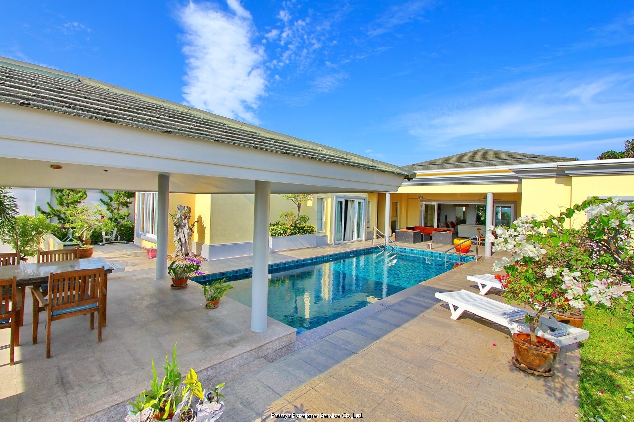 Villa with private pool and magnificent view Houses  For rent in East Pattaya