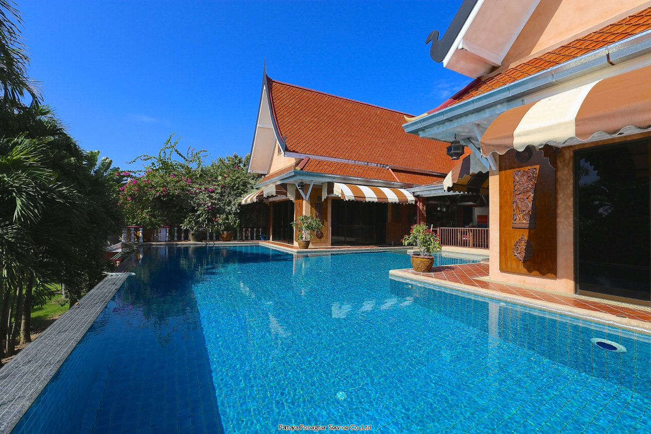 Awesome property with amazing views Houses  For sale in East Pattaya