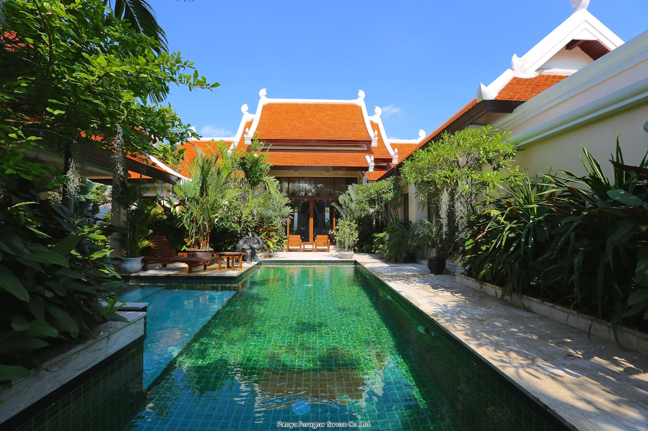 Brand New Thai Bali Pool Villa Houses  For sale in Na Jomtien