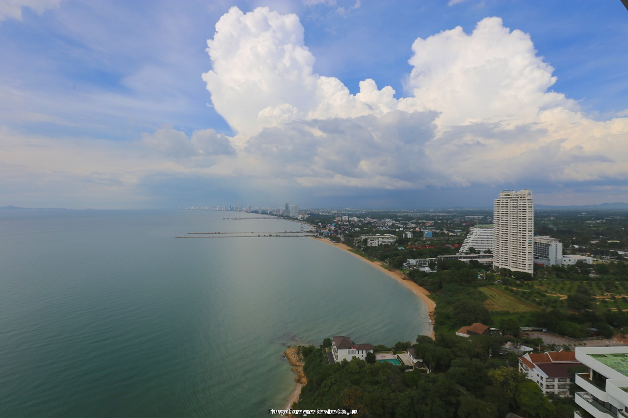 beachfront condo in Na Jomtien Condos  For sale in Na Jomtien