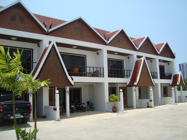 House at Jomtien Beach Houses  For rent in Jomtien