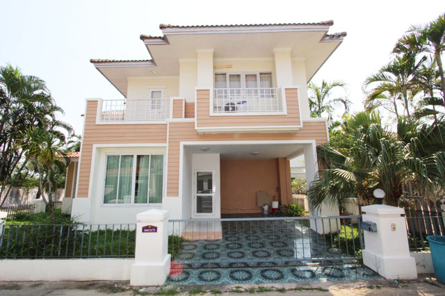 House at Jomtien Beach Houses  For rent in Jomtien