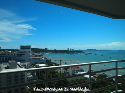 Luxurious large studio Condos  For rent in Central Pattaya